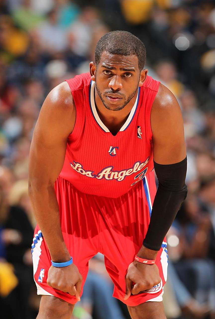 [中超]上海申花队逆转取胜夺榜首.