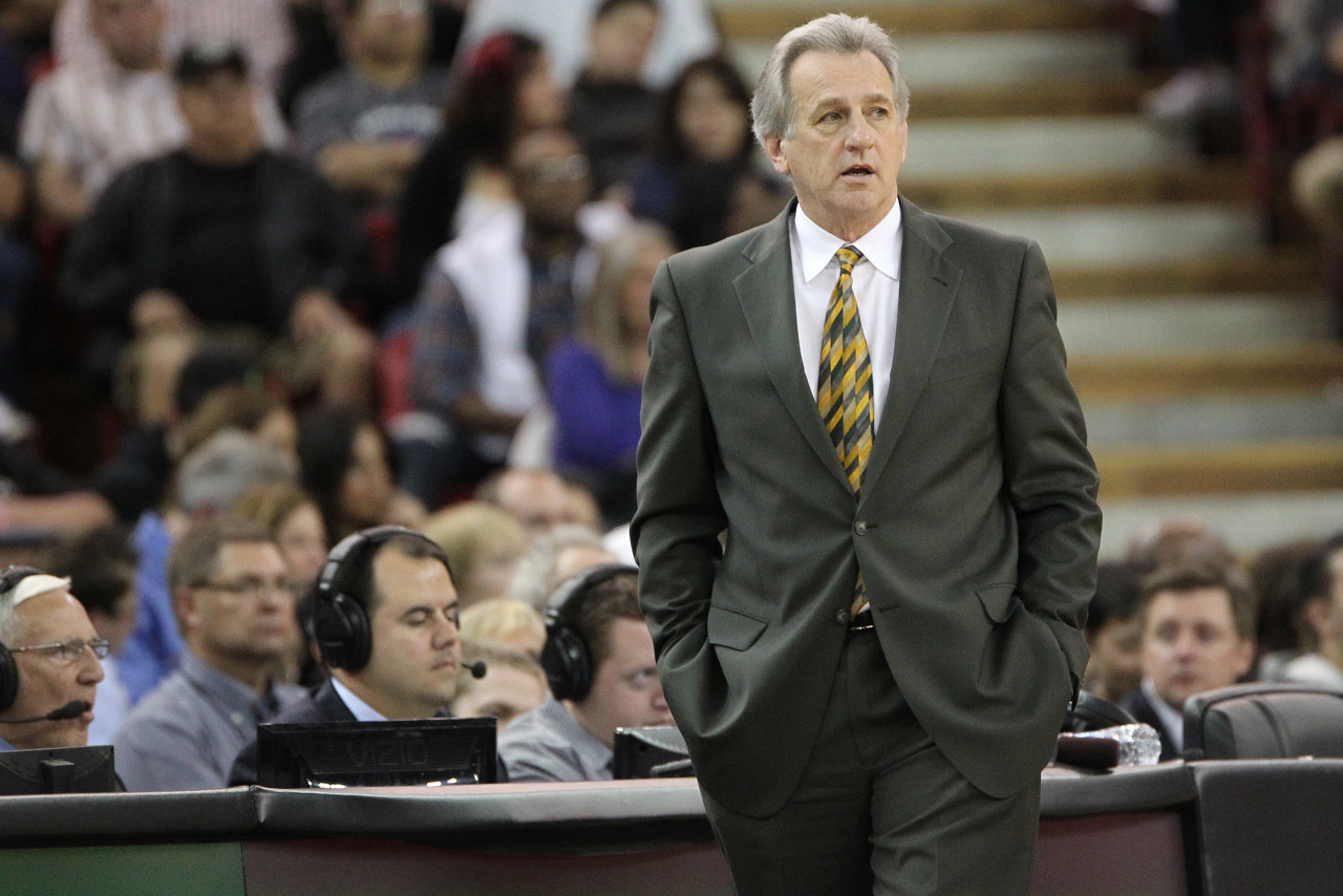 入半空间的 入半空间的